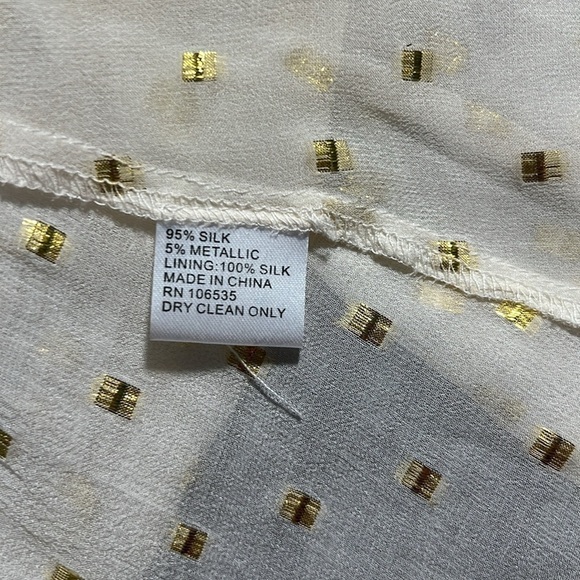 Madison Marcus Silk Button Down“Tuxedo Style Tails” Top Gold Metallic Cream S - Picture 8 of 10